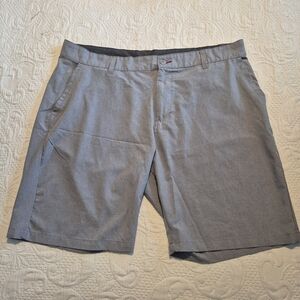 Burnside men's size 40 gray light weight flat front shorts 4 pockets 1 zips VGUC